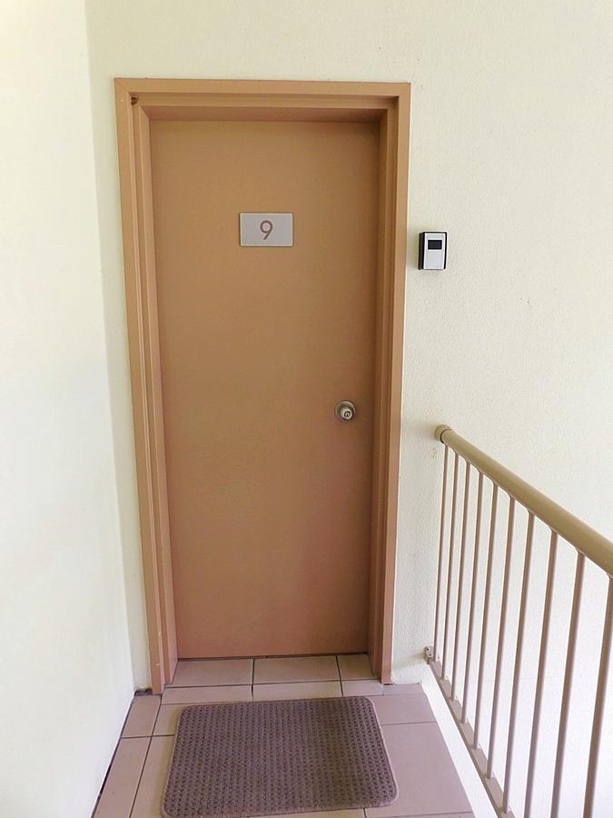 Watersons At Airlie Central Apartments شاطئ إيرلي المظهر الخارجي الصورة