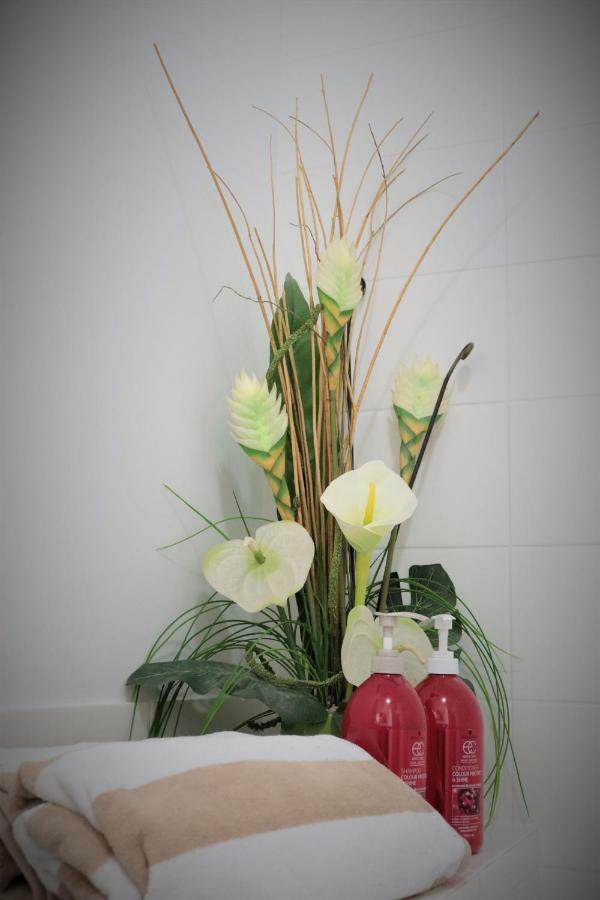 Watersons At Airlie Central Apartments شاطئ إيرلي المظهر الخارجي الصورة